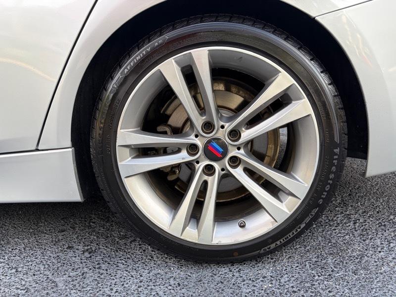 BMW 3-Series 328i Sedan 2015