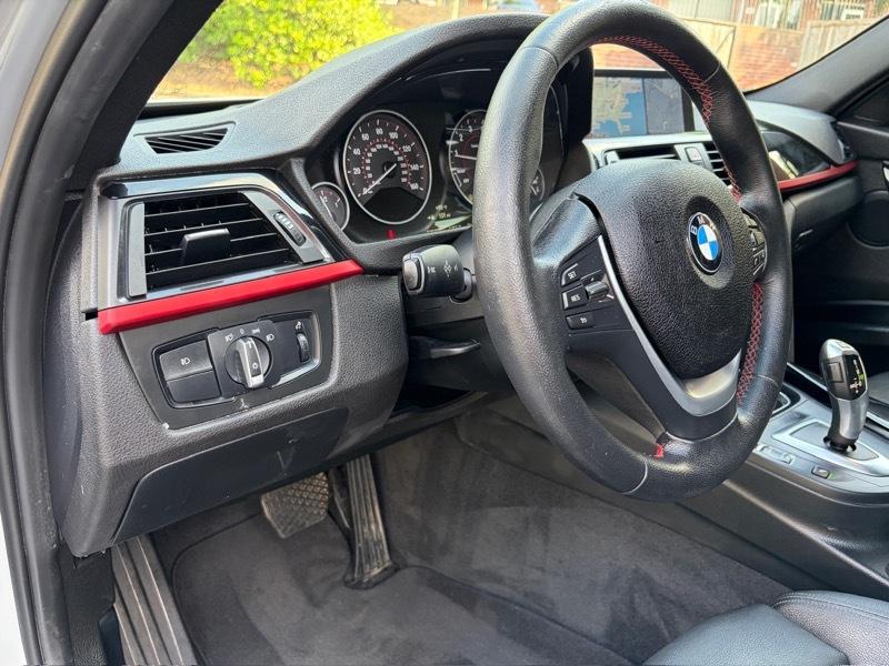 BMW 3-Series 328i Sedan 2015