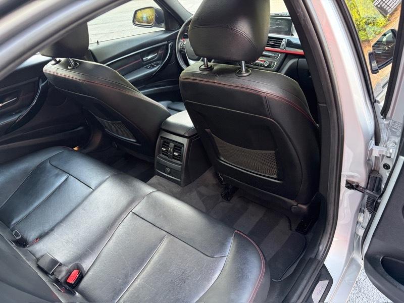 BMW 3-Series 328i Sedan 2015