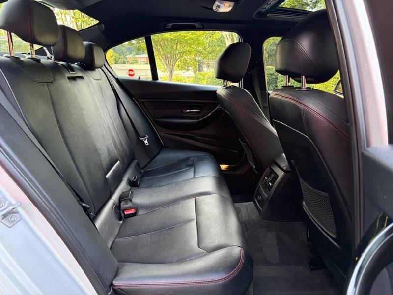 BMW 3-Series 328i Sedan 2015