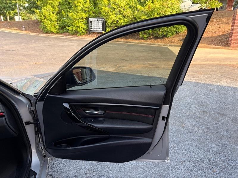 BMW 3-Series 328i Sedan 2015