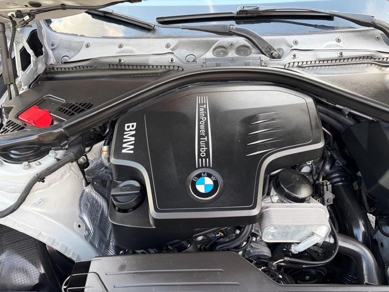 BMW 3-Series 328i Sedan 2015