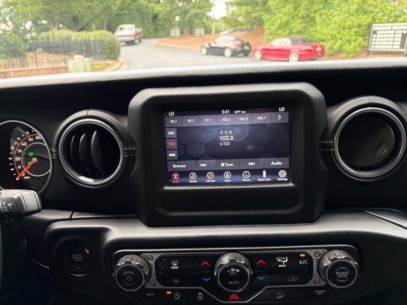 Jeep Wrangler Unlimited Sahara 2018