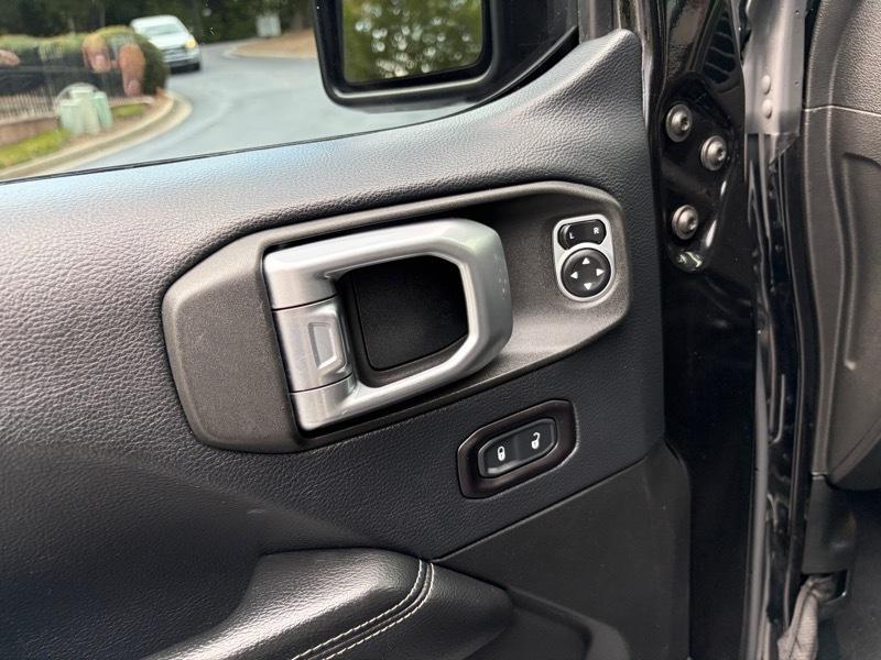 Jeep Wrangler Unlimited Sahara 2018