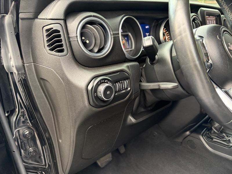 Jeep Wrangler Unlimited Sahara 2018