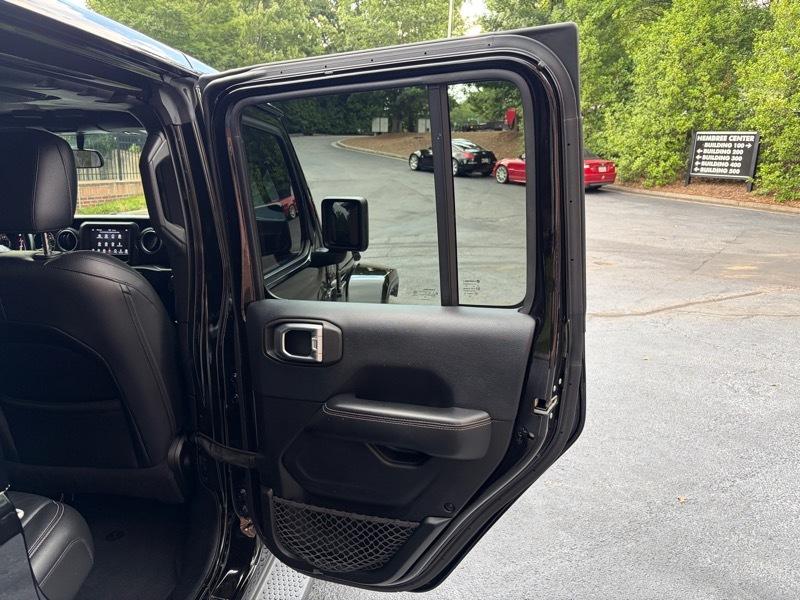 Jeep Wrangler Unlimited Sahara 2018