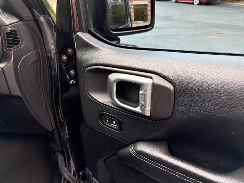 Jeep Wrangler Unlimited Sahara 2018