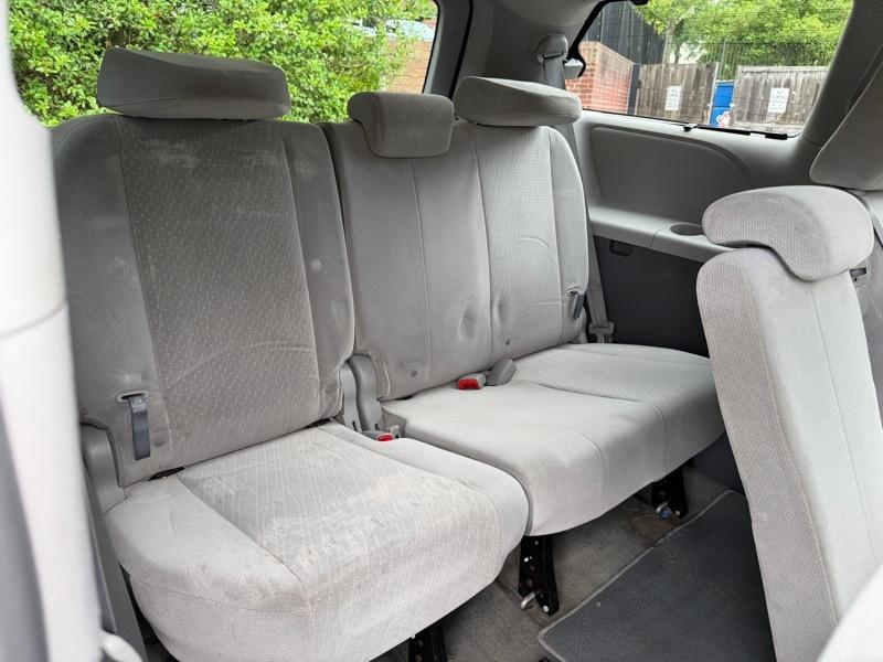 Toyota Sienna LE 8-Passenger 2018