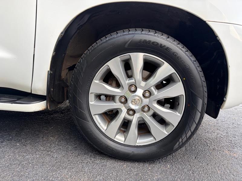 Toyota Sequoia Limited 2WD 2008