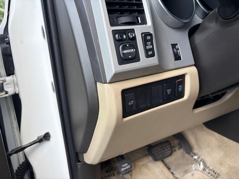 Toyota Sequoia Limited 2WD 2008