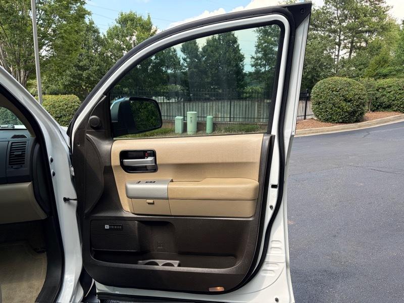 Toyota Sequoia Limited 2WD 2008