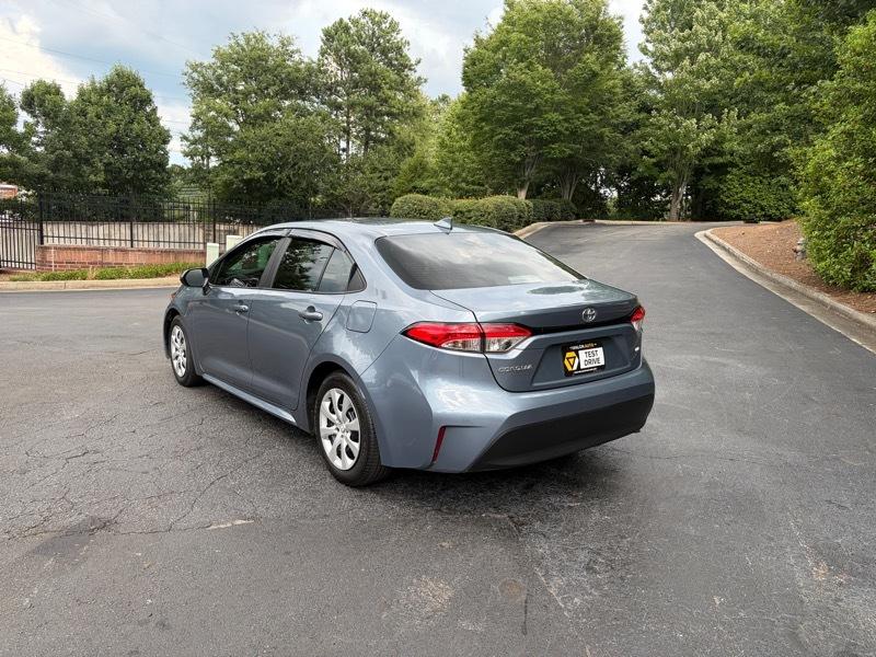Toyota Corolla LE 2024