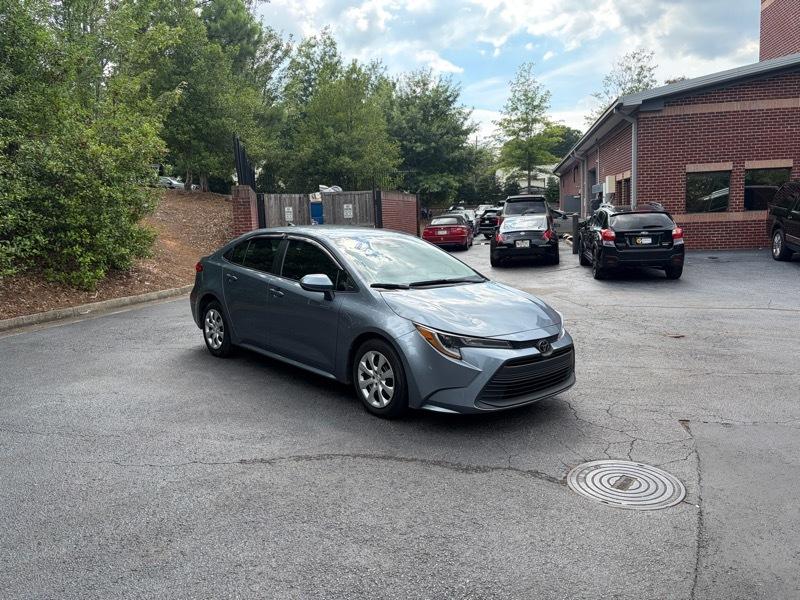 Toyota Corolla LE 2024