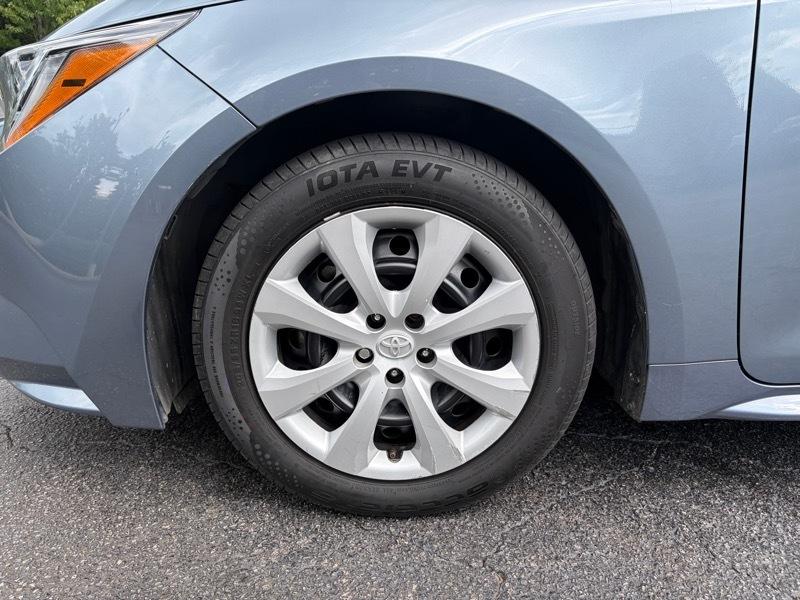 Toyota Corolla LE 2024