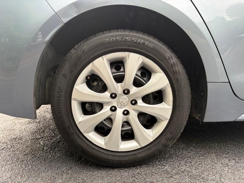Toyota Corolla LE 2024