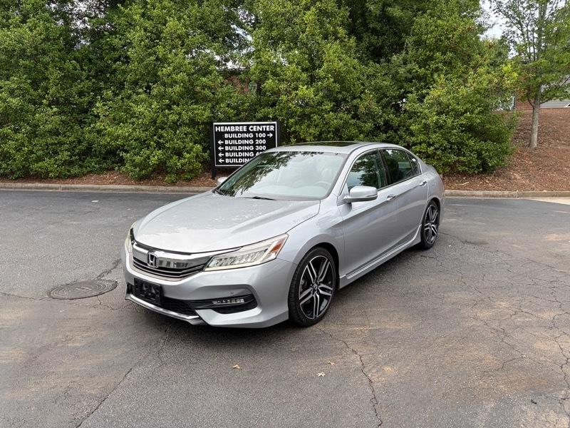 Honda Accord Touring V6 Sedan 6-Spd AT 2016