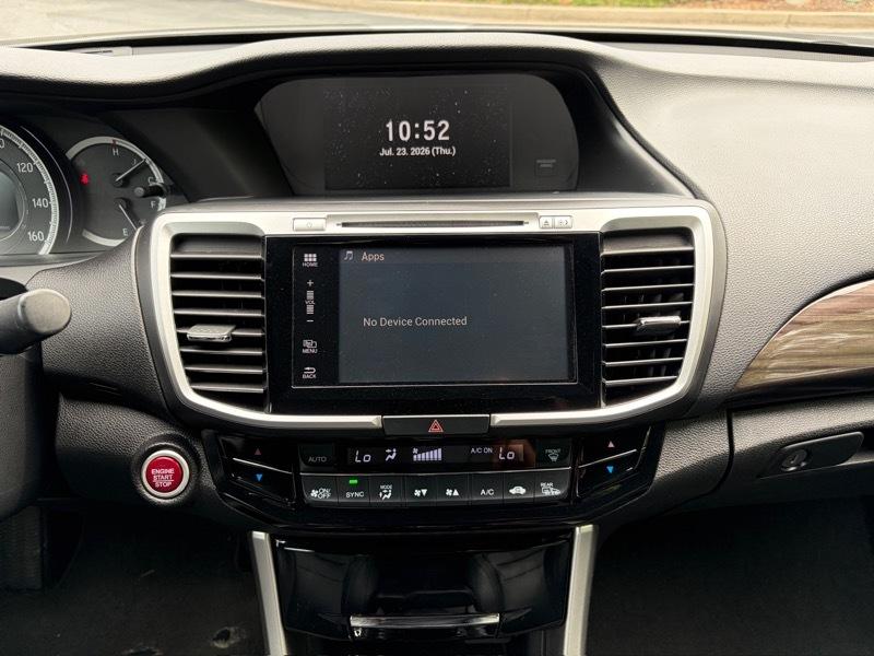 Honda Accord Touring V6 Sedan 6-Spd AT 2016