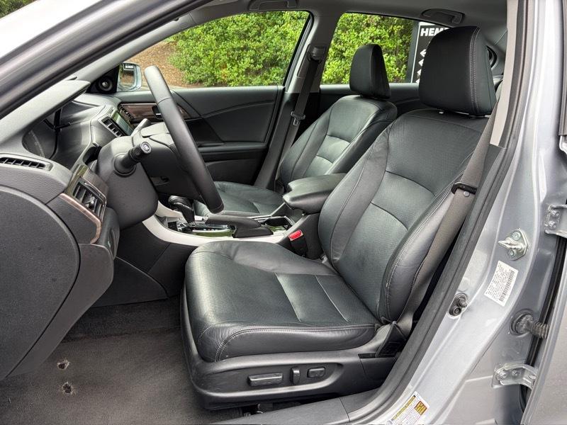 Honda Accord Touring V6 Sedan 6-Spd AT 2016