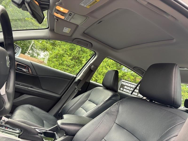 Honda Accord Touring V6 Sedan 6-Spd AT 2016