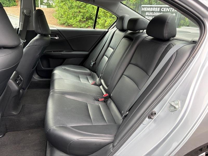 Honda Accord Touring V6 Sedan 6-Spd AT 2016