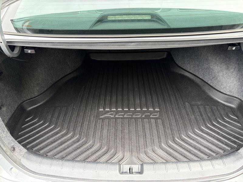 Honda Accord Touring V6 Sedan 6-Spd AT 2016