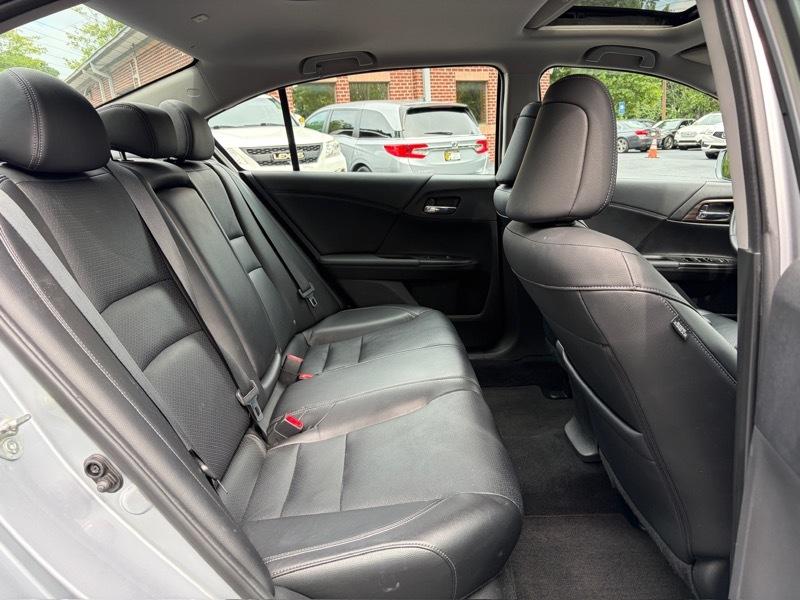 Honda Accord Touring V6 Sedan 6-Spd AT 2016