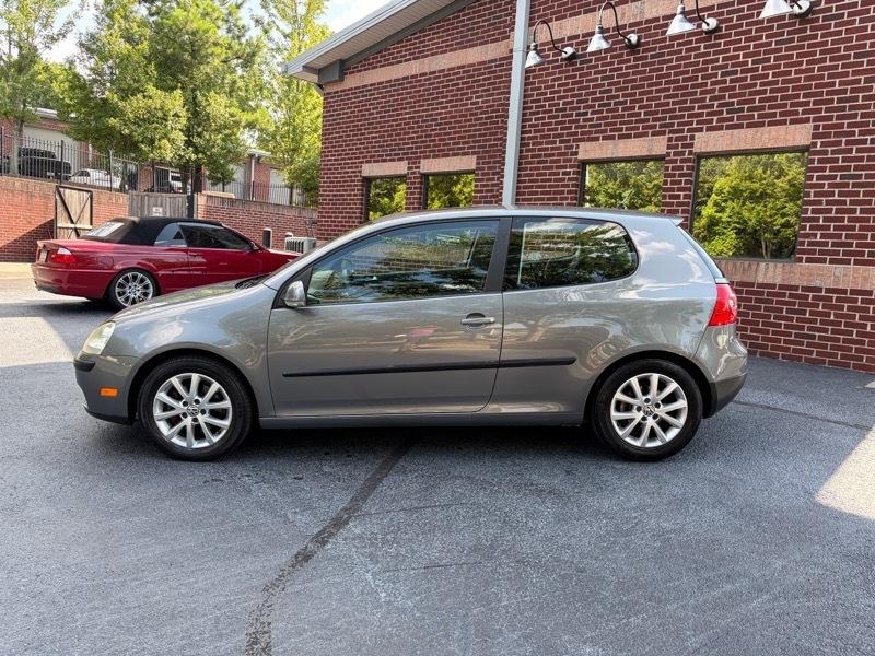 Volkswagen Rabbit 2-Door S 2009