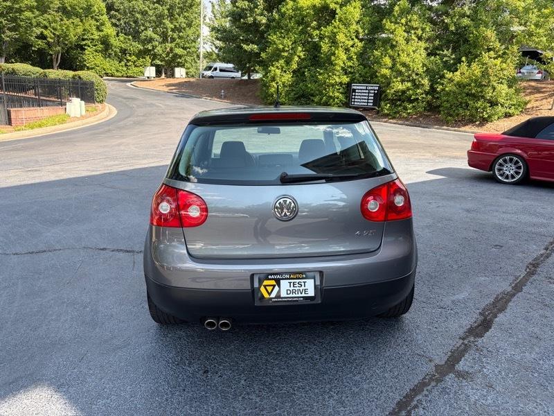 Volkswagen Rabbit 2-Door S 2009