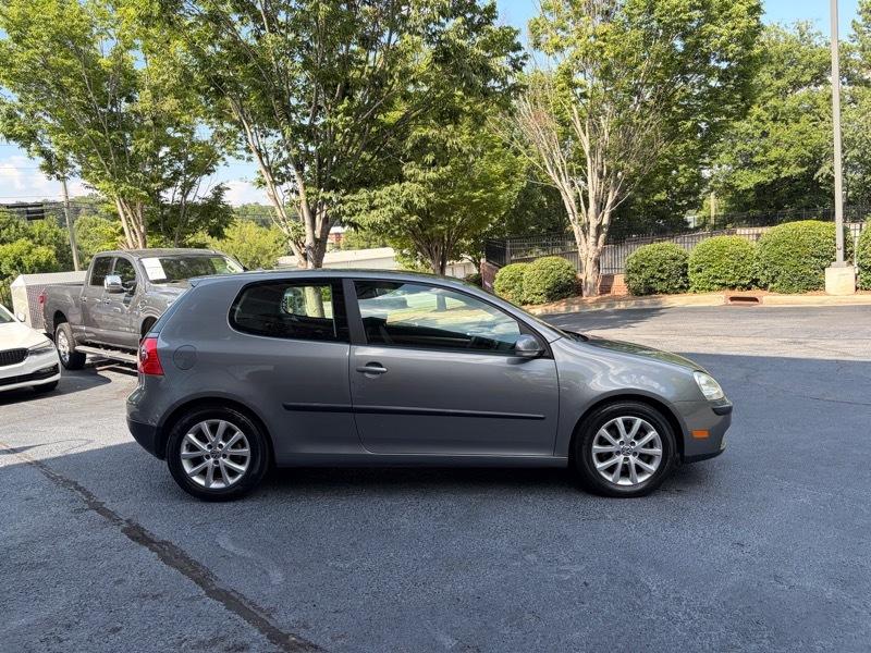 Volkswagen Rabbit 2-Door S 2009