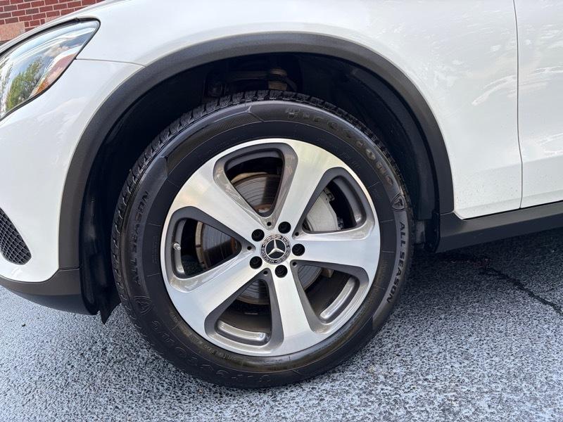 Mercedes-Benz GLC-Class GLC300 2019