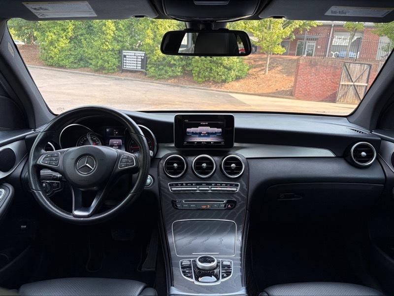 Mercedes-Benz GLC-Class GLC300 2019