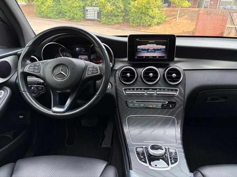 Mercedes-Benz GLC-Class GLC300 2019