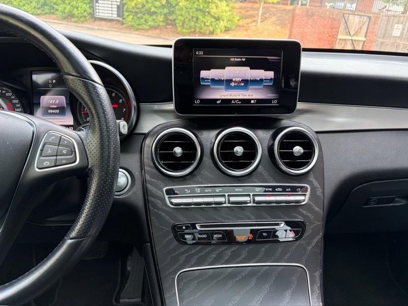 Mercedes-Benz GLC-Class GLC300 2019