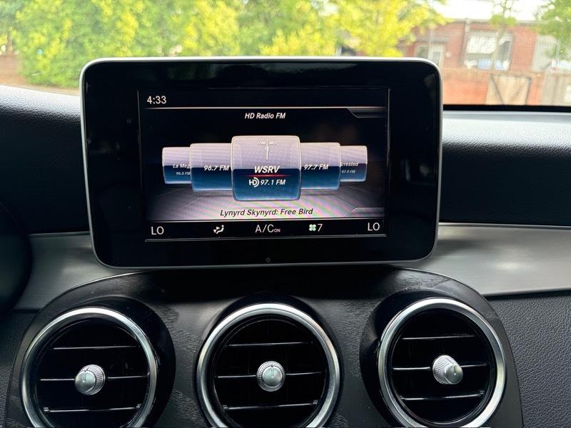 Mercedes-Benz GLC-Class GLC300 2019