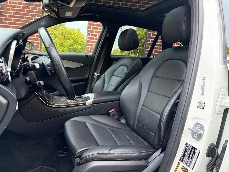 Mercedes-Benz GLC-Class GLC300 2019