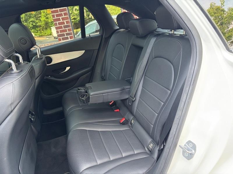 Mercedes-Benz GLC-Class GLC300 2019
