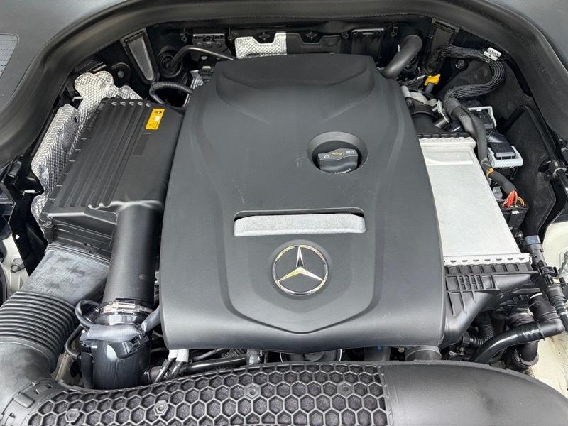 Mercedes-Benz GLC-Class GLC300 2019