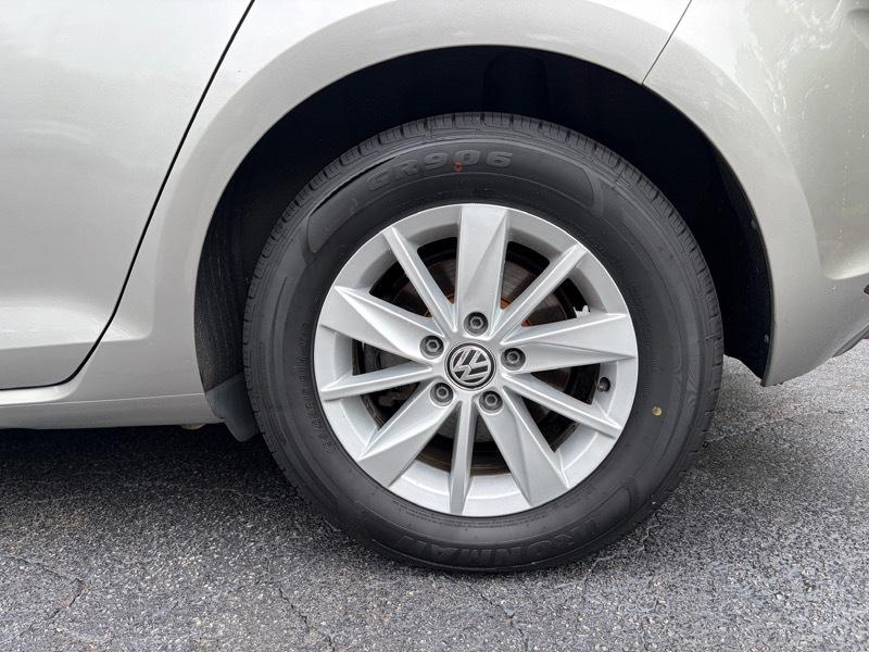 Volkswagen Golf TSI S 6A 2017