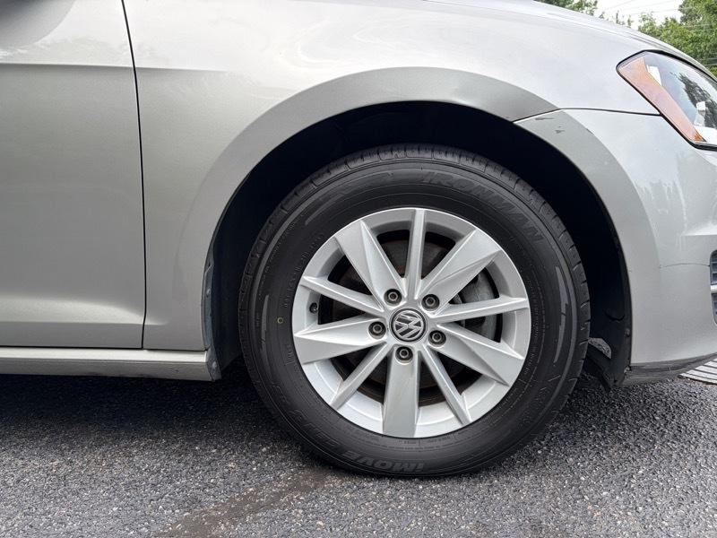 Volkswagen Golf TSI S 6A 2017