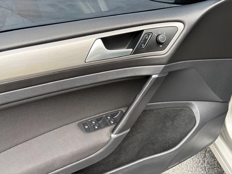 Volkswagen Golf TSI S 6A 2017