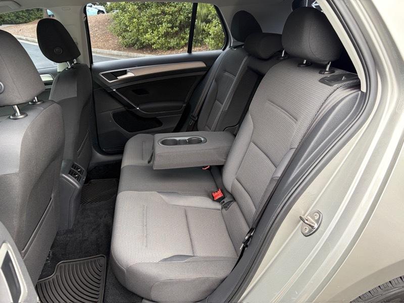 Volkswagen Golf TSI S 6A 2017
