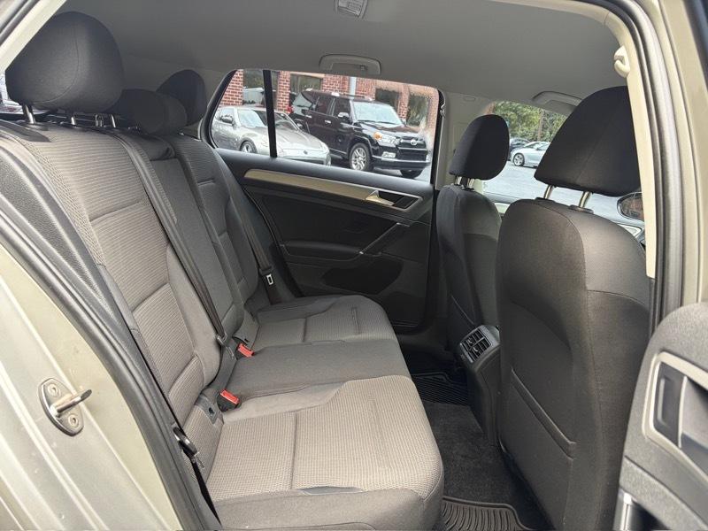 Volkswagen Golf TSI S 6A 2017