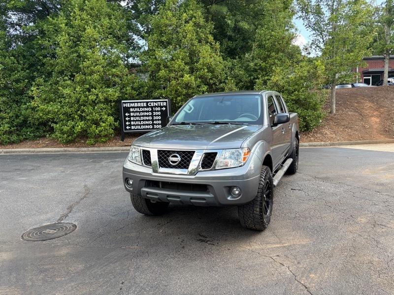Nissan Frontier SV Crew Cab 4WD 2020