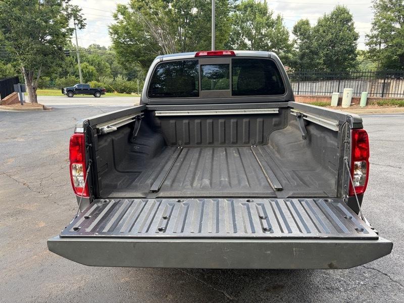 Nissan Frontier SV Crew Cab 4WD 2020