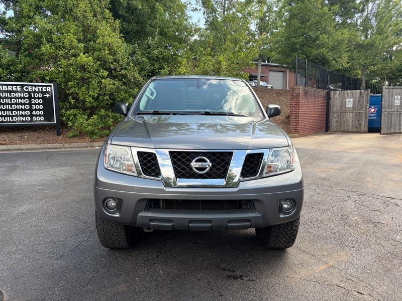 Nissan Frontier SV Crew Cab 4WD 2020