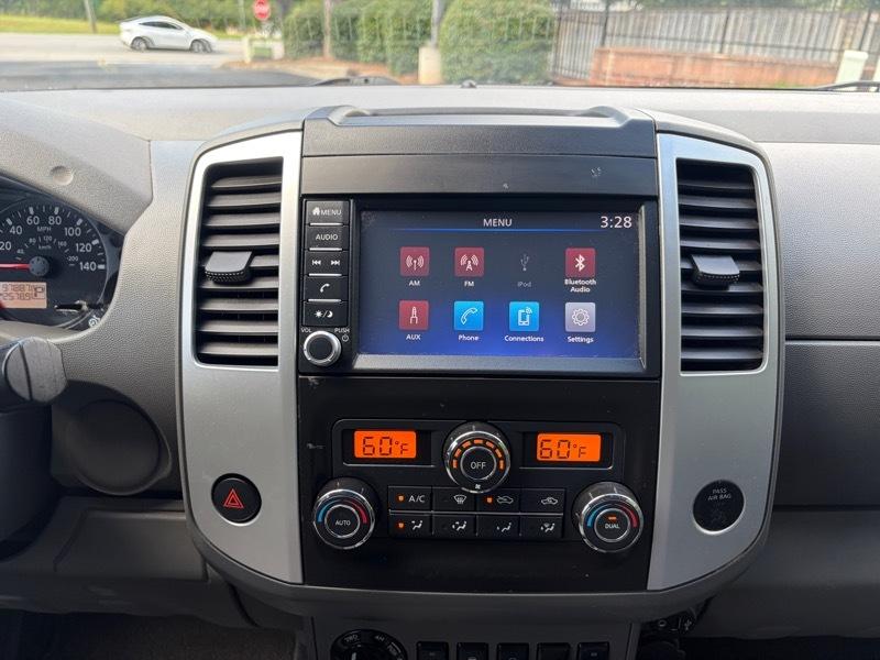 Nissan Frontier SV Crew Cab 4WD 2020