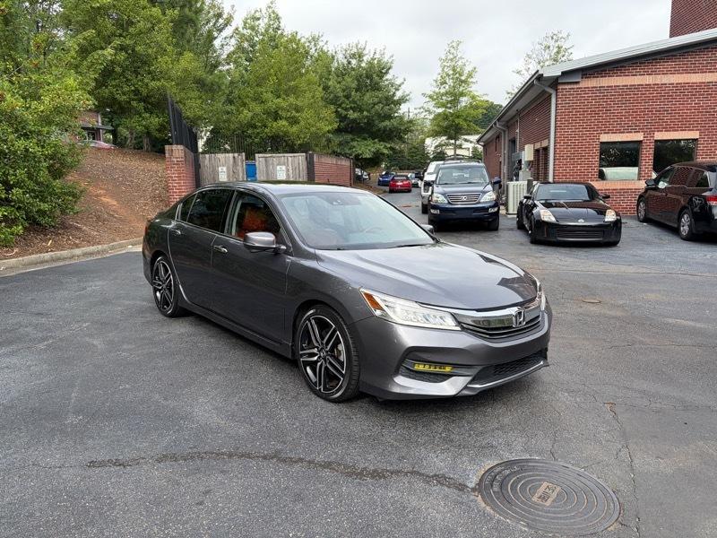 Honda Accord Touring V6 Sedan 6-Spd AT 2017