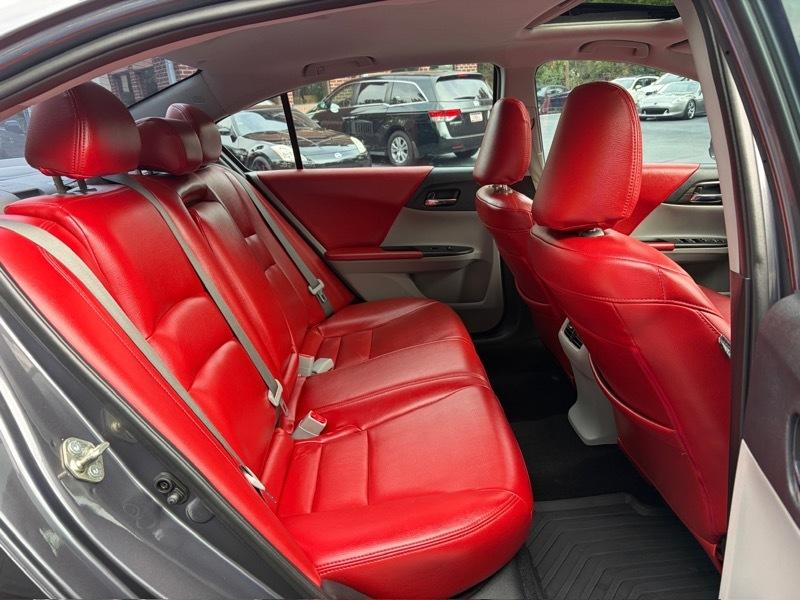 Honda Accord Touring V6 Sedan 6-Spd AT 2017