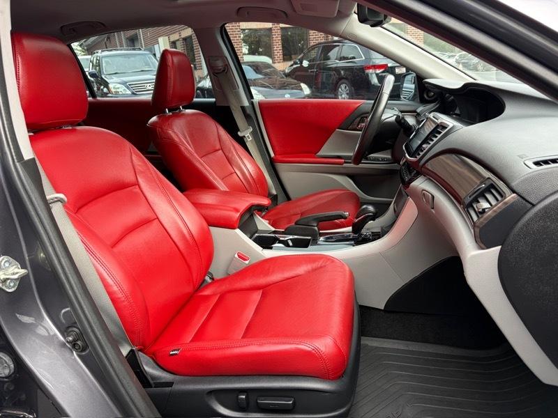 Honda Accord Touring V6 Sedan 6-Spd AT 2017