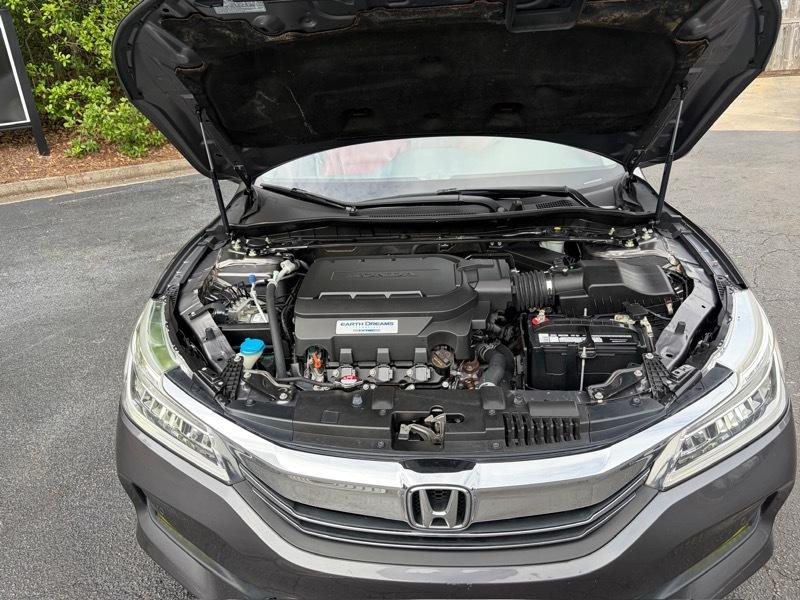Honda Accord Touring V6 Sedan 6-Spd AT 2017